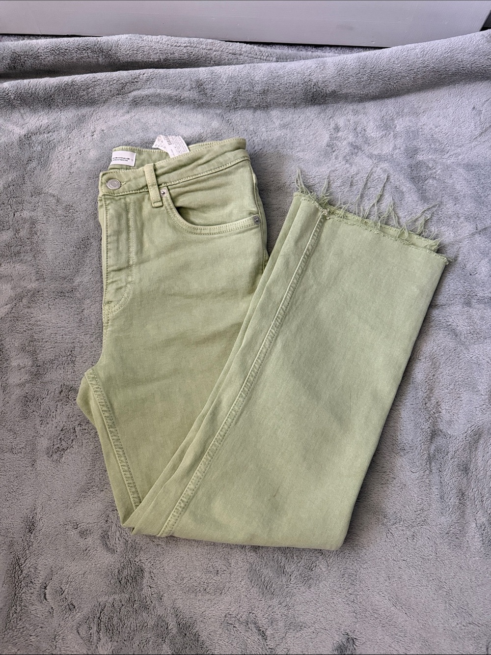 ZARA Olive Green Frayed Hem Jeans